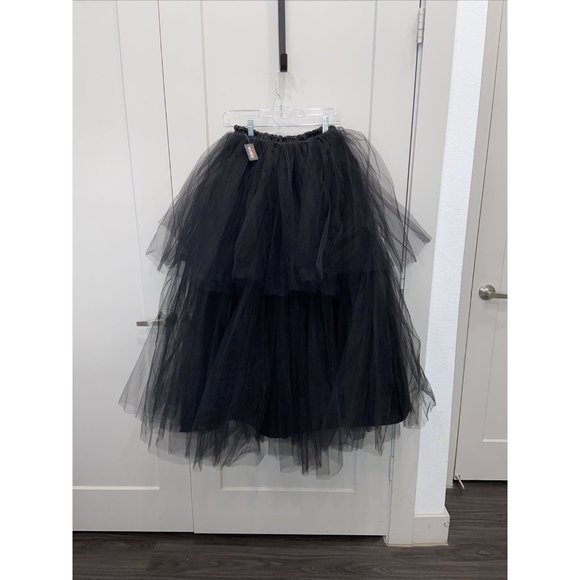 Makers Halloween NWTS Black Adult Full Tutu- One size fits most - Picture 1 of 7